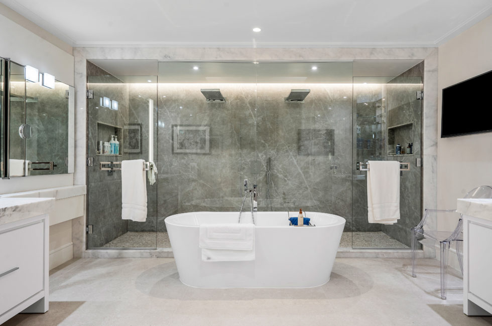 Main Bathroom